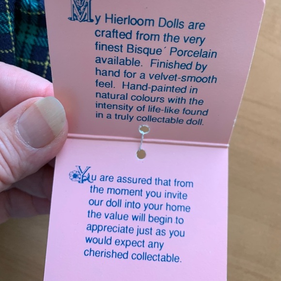 Dolls Marian Yu Designs 1987 Hierloom porcelain set of 2 original box new - Picture 9 of 10